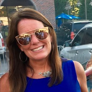 Meet your Posher, Roxane